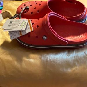 ***********Crocs***********